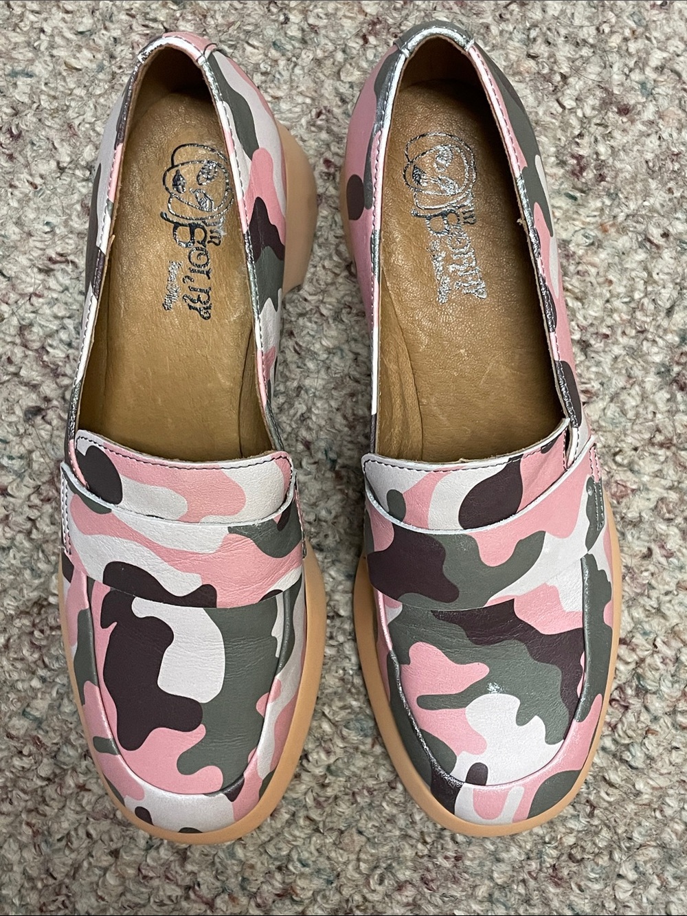 Im sorry by Petra Collins leather lug sole pink Camo Platform Loafers - - Picture 3 of 8